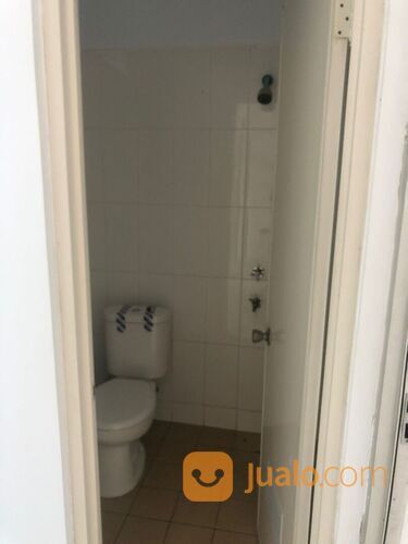 Rumah di Perumahan Mutiara Gading City Cluster Royal London, Bekasi