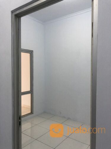 Rumah di Perumahan Mutiara Gading City Cluster Royal London, Bekasi