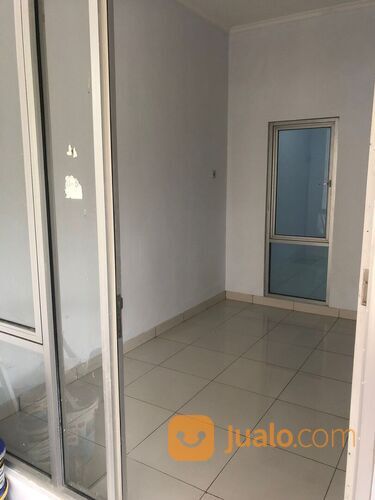 Rumah di Perumahan Mutiara Gading City Cluster Royal London, Bekasi