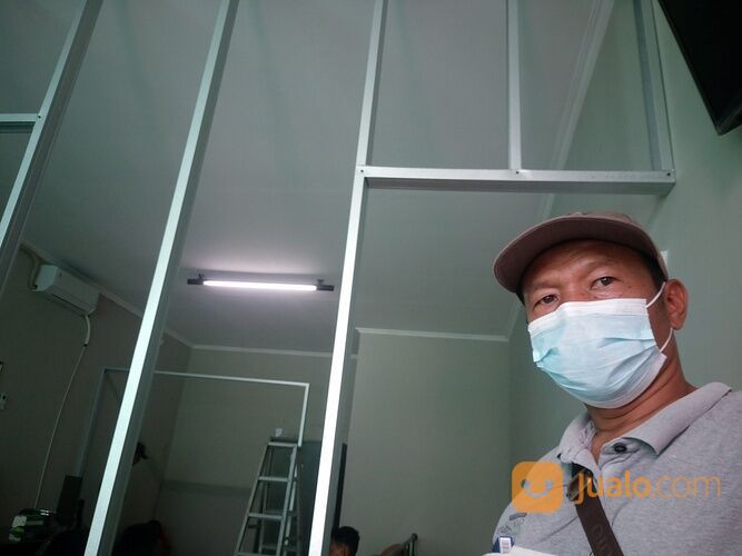 Partisi Rangka Metal Stud/Bj Ringan Tutup Gypsum 2 Sisi ( Bahan + Upah )