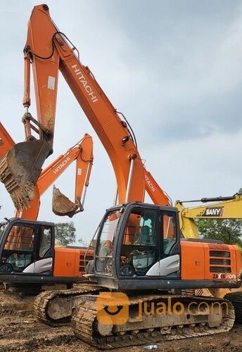 Excavator Hitachi ZX200-5G Tahun 2018