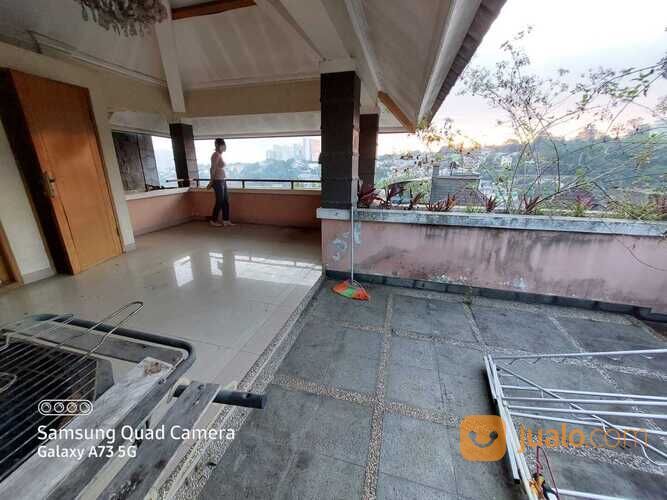 RUMAH 3LANTAI CISITU DAGO CIGADUNG BANDUNG