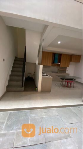 RUMAH MEWAH TAMAN PERMATA BUANA PURI INDAH JAKARTA BARAT