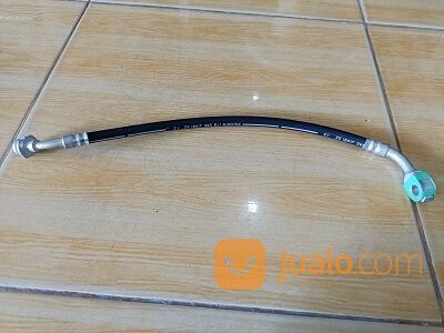 Slang rem depan Nissan Terrano sebelah kiri