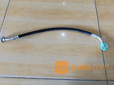 Slang rem depan Nissan Terrano sebelah kiri