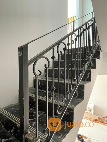 Rumah Mewah Dalam Cluster Bambu Apus Ciracas Jakarta Timur Dekat Tol