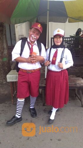 Badut sulap ulang tahun