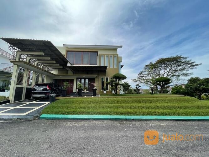 Rumah mewah cantik view bukit dan laut di bandar lampung