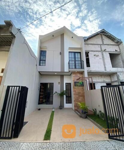 Rumah 2 Lantai 700 Jutaan Dekat UNAIR Kampus B Dan RS.Karang Menjangan SHM IMB