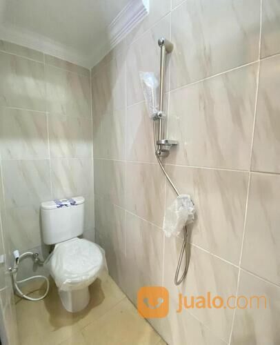 Rumah 2 Lantai 700 Jutaan Dekat UNAIR Kampus B Dan RS.Karang Menjangan SHM IMB