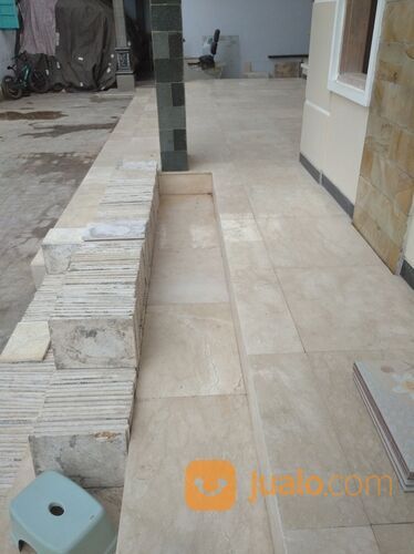 Jasa poles lantai marmer, granit, traso dll