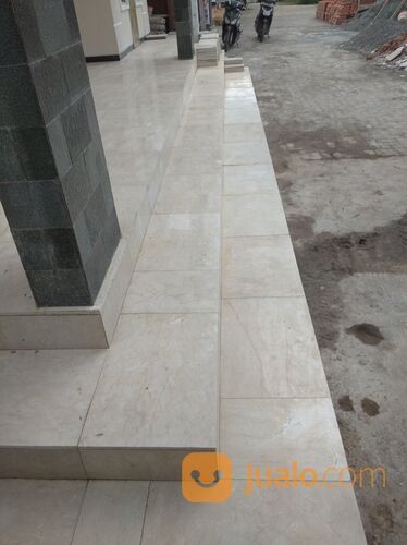 Jasa poles lantai marmer, granit, traso dll