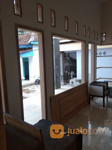 Jasa poles lantai marmer, granit, traso dll