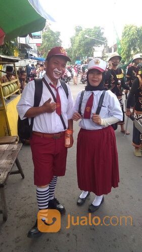 Badut sulap ulang tahun