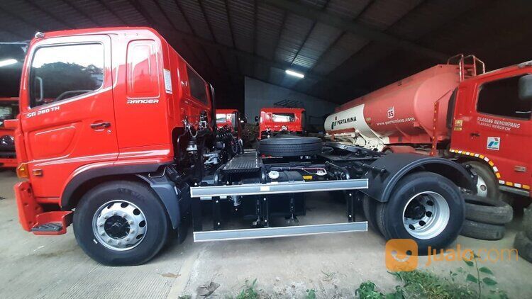 Hino Euro 4 Trailer SG 280 J 4x2 , Rajanya angkutan peti kemas 20 - 40 feet