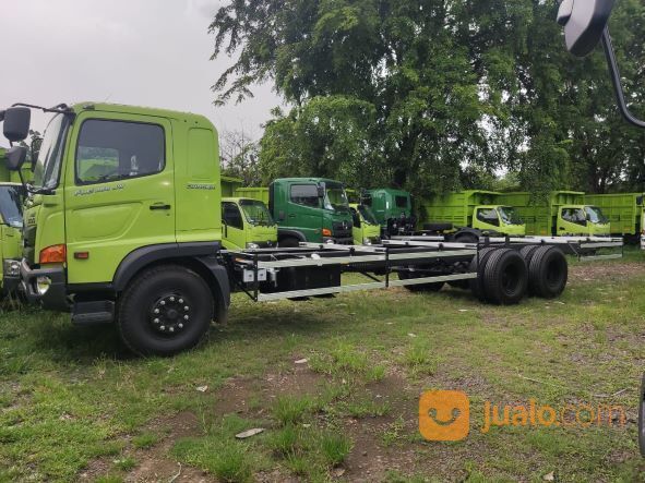 Hino Ranger FL 260 JW 6x2 Euro 4, truk tronton terpanjang dikelasnya