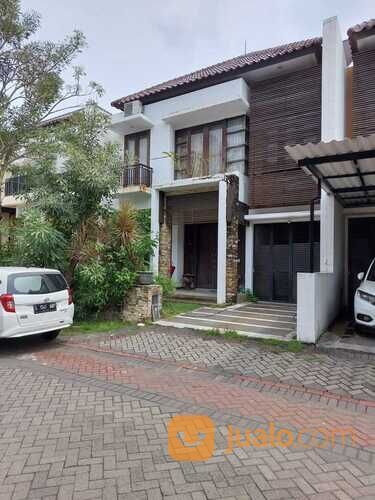 Kertajaya 2 Lantai, Desain Modern Dekat Galaxy Mall Dan Raya Kertajaya