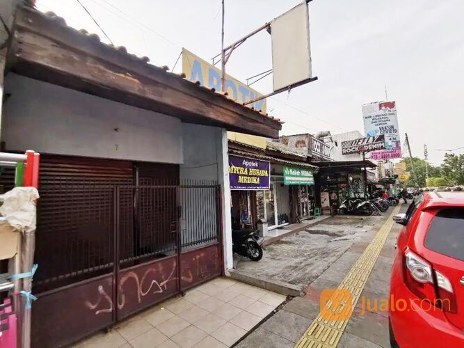 Rumah + 5 Kios Pinggir Jalan di Kebon Jeruk Dekat RCTI, Kampus BINUS, RS Siloam Kebon Jeruk