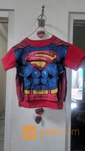 Baju kaos anak karakter superman bekas