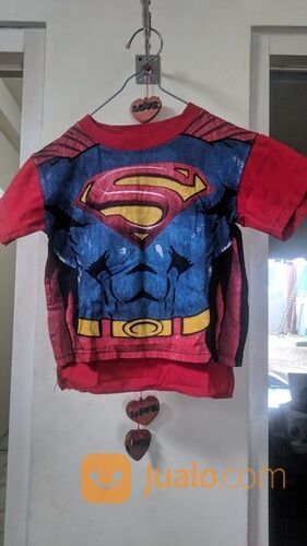 Baju kaos anak karakter superman bekas