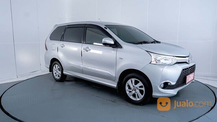Toyota Avanza 1.3 Veloz AT 2015 Silver