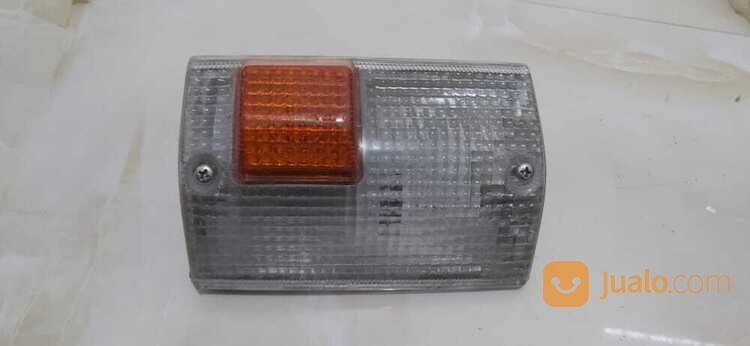 Mika Sein / Lampu Sein / Cover Lampu Sein Mitsubishi L300 Kanan
