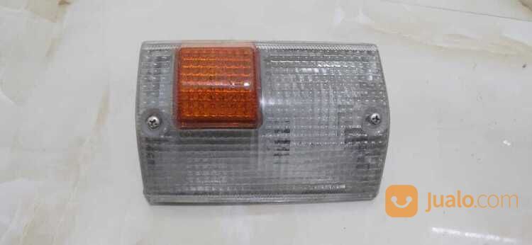 Mika Sein / Lampu Sein / Cover Lampu Sein Mitsubishi L300 Kanan