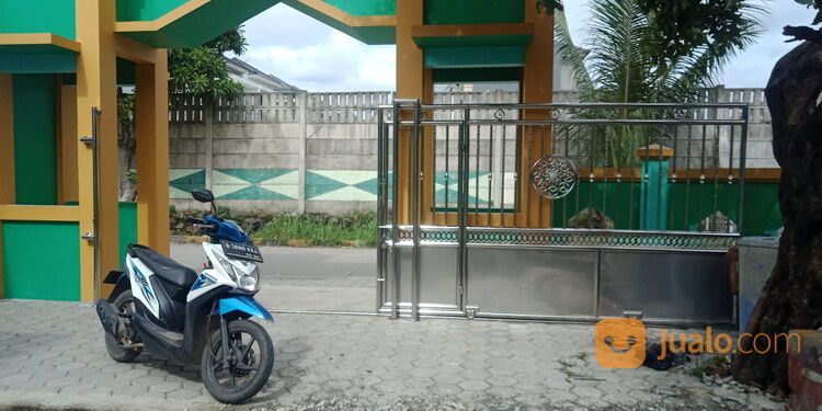 Pintu gerbang besi dan stainless