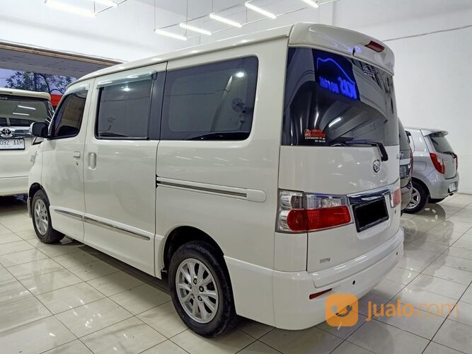 Daihatsu Luxio X 2015 PMK 2016 KHUSUS yang cari kondisi SUPER ISTIMEWA