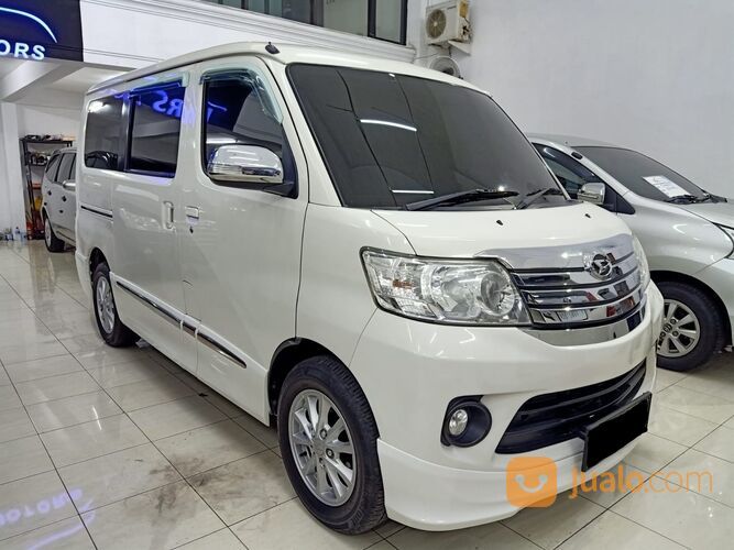 Daihatsu Luxio X 2015 PMK 2016 KHUSUS yang cari kondisi SUPER ISTIMEWA