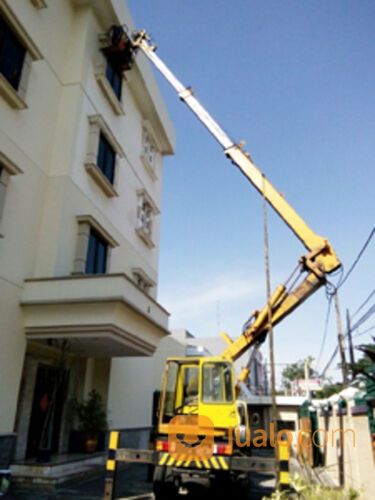 Sewa SkyLift/RenTAL SkyLift Murah Pasuruan Probolinggo Lumajang Jember Banyuwangi