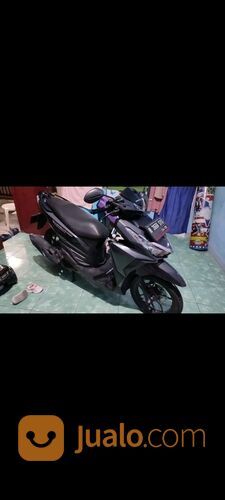 Honda Vario 150 old.kondisi body lecet pemakaian.ban botak