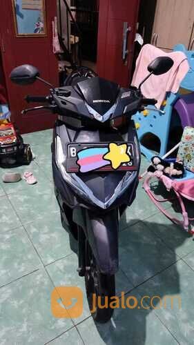 Honda Vario 150 old.kondisi body lecet pemakaian.ban botak