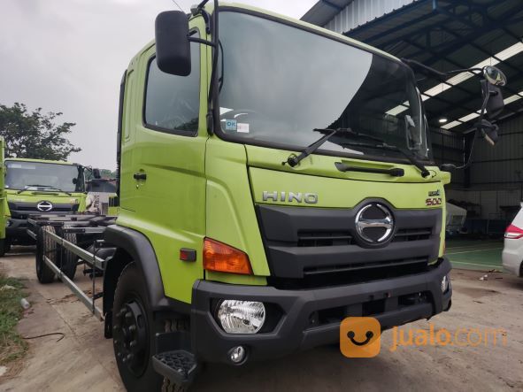 Truk Hino Ranger FG 260 JP 6 Ban 4x2 Euro 4, dengan panjang box 7,5M (Kondisi Baru)