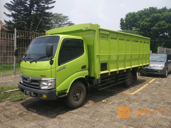 Hino Dutro Euro 4 115 SDL, Truck 4 Ban Dengan Panjang Box Hingga 5 M (Kondisi Baru)