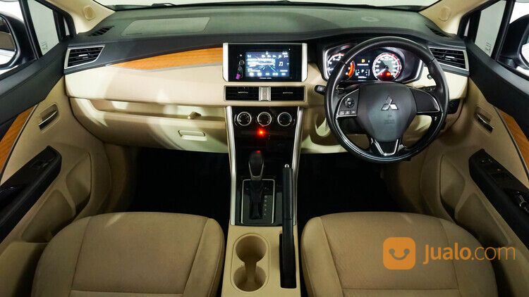 Mitsubishi Xpander Ultimate AT 2017 Putih