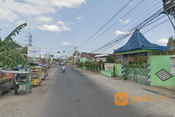 Tanah 200 Jt-an, Barat Lapangan Kasihan Bantul