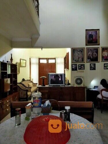 Rumah Bagus Shm di Jalan Baruk Utara Daerah Rungkut