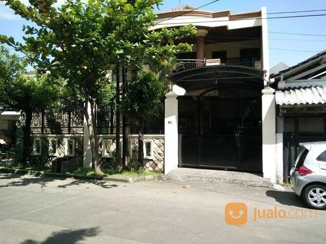 Rumah Bagus Shm di Jalan Baruk Utara Daerah Rungkut