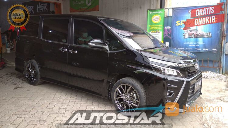 Mobil Poxy Pakai Velg Racing Hsr R18X8 Pcd Hole 5X114,3 ET45 BLACK PVD CHROME