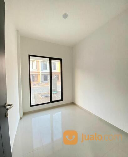 Rumah Cantik Lokasi Di Perumahan Eastern Park Residence dekat ITS, Galaxy Mall dan MERR