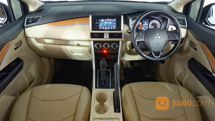 Mitsubishi Xpander Ultimate AT 2018 Hitam