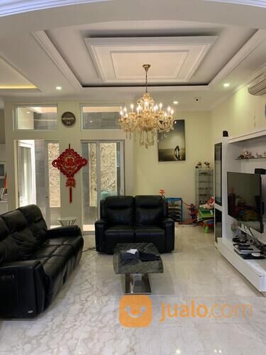 Rumah Crown Golf PIK full furnished Full Renov