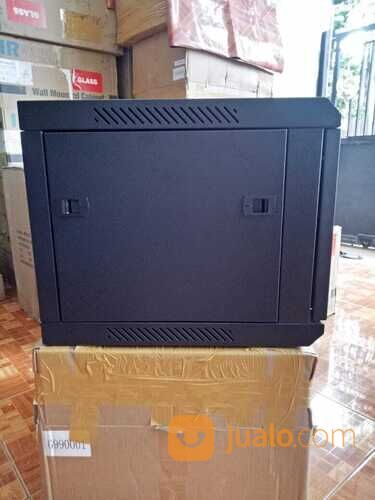 LARIS MANIS - WALLMOUNT RACK 8U BONUS TATAKAN KHUSUS UNTUK DVR DAN SWITCH HUB