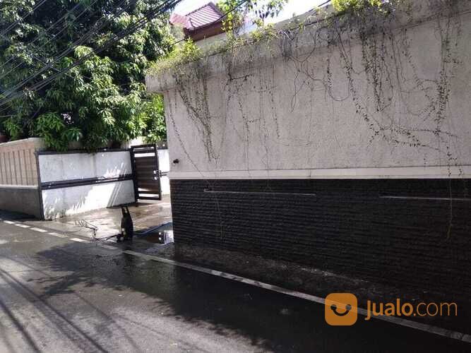 RUMAH MEWAH JL GAHARU CILANDAK JAKSEL