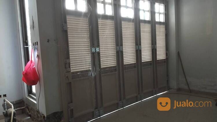 Pintu besi kens sleding