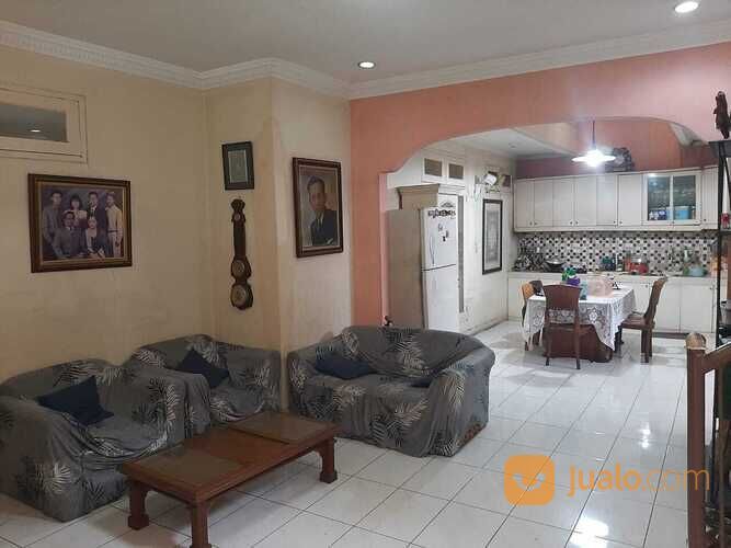 Rumah tinggal 2 tingkat di kota tangerang