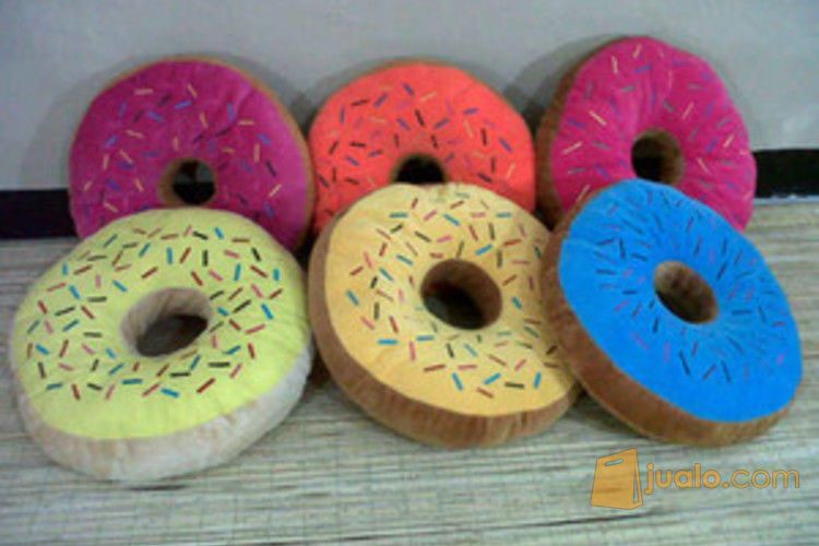 Bantal Donat 40 cm