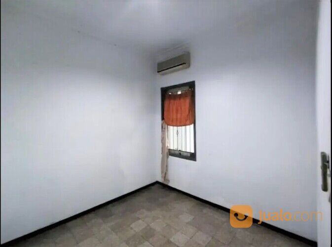 KOMPLEK EXCLUSIVE ONE GATE SYSTEM Rumah Unimas Garden Regency Waru Sidoarjo