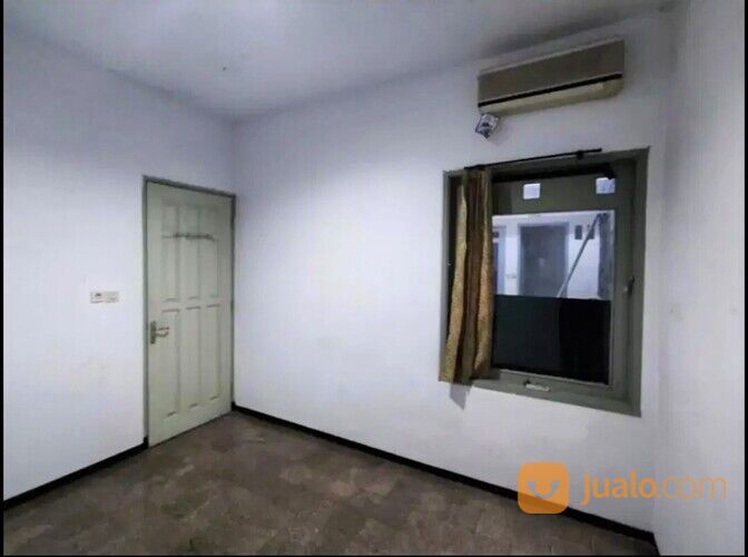 KOMPLEK EXCLUSIVE ONE GATE SYSTEM Rumah Unimas Garden Regency Waru Sidoarjo